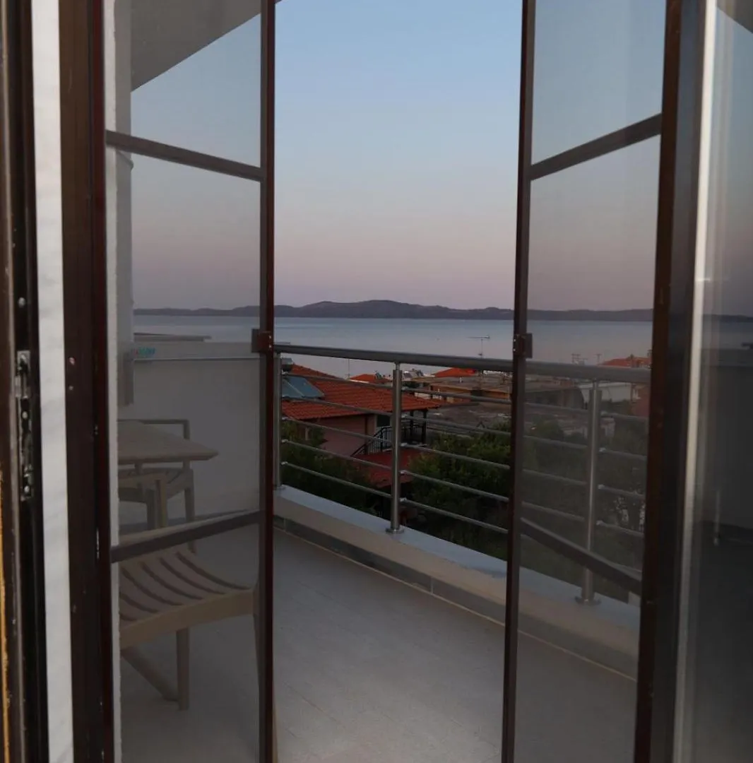 Hotel Molon Lave Nea Roda Griechenland